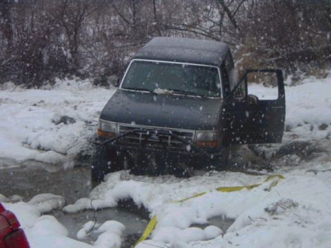 1992 Ford Bronco - stuck at night