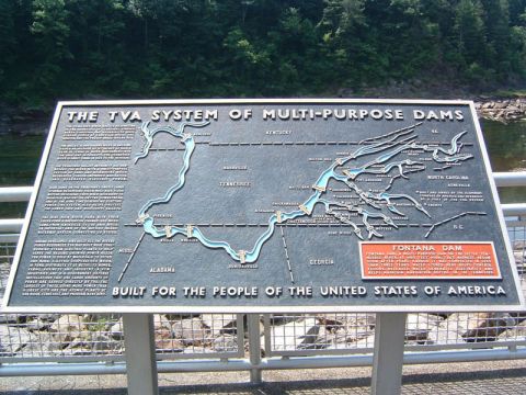 1985 Ford LTD Crown Victoria - Photograph of a cast TVA System of Multi-Purpose Dams interpretive sign; not a vehicle technical document.