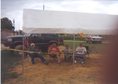 1992 Ford Bronco - some ironhorse recovering sunday morning.