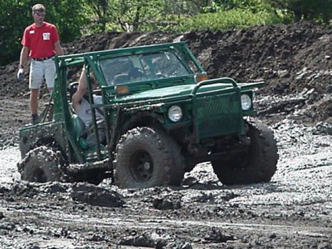 1992 Ford Bronco - mud boggin