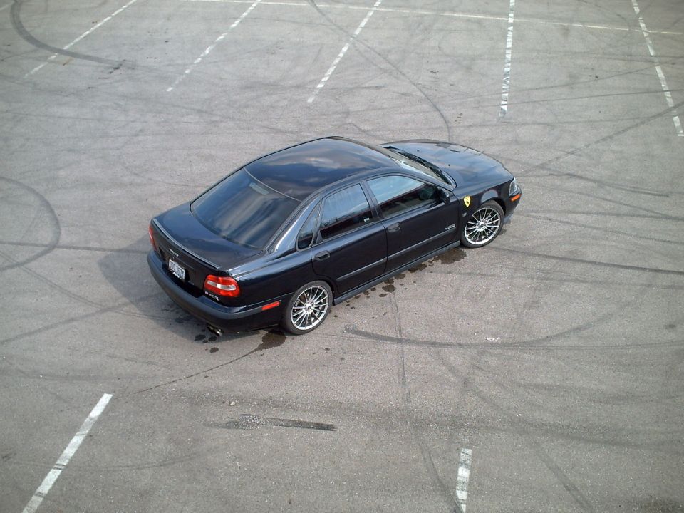 2002 Volvo S40 “Xero”