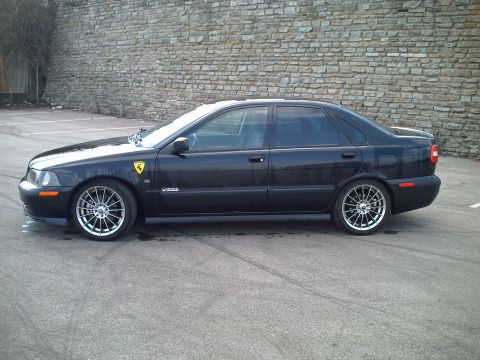 2002 Volvo S40 photo