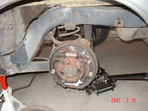 1973 Ford Ranchero - The start of the pull. Tweety allready has new breaks so that wont be messed with.