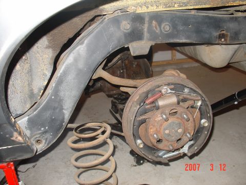 1973 Ford Ranchero - One spring out, now for the other side.
