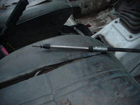 1992 Ford Bronco - hooked to carb, but now need way of controling movement in cab. hand throttle. was a combine acuater cable.