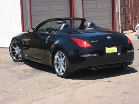 2004 Nissan 350Z photo