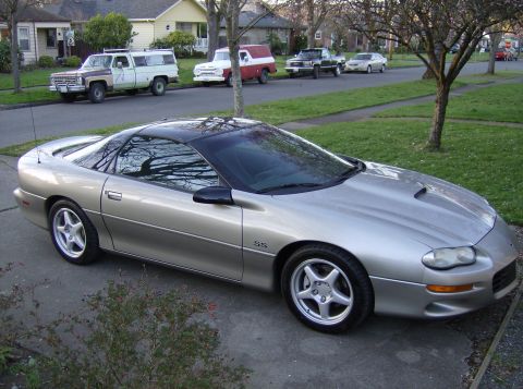 1999 Chevrolet Camaro photo