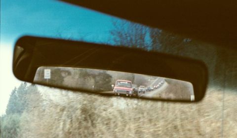 1990 Ford Bronco II - Then I looked in my rearview mirror. Ready, shoot, aim; just before going around the curve. Bronco II's as far as the eye can see. Well, OK…