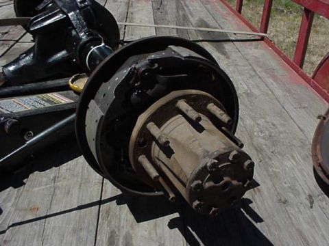 1992 Ford Bronco - redid the brake son the axle. new shoes, new hardware kit, new springs, new starwheels, new emerency brake cables, and new wheel cylinders.