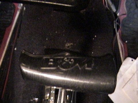 1977 Ford Mustang - This photo shows an aftermarket shifter knob, not a 1977 Ford Mustang.