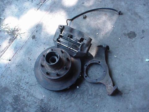 1992 Ford Bronco - The front 8 lug stuff from a 77.5 to 79 F250. will bolt right up. all you do is replace the caliper brackets, calipers, spindle, wheel bear…