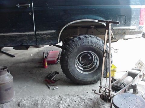 1992 Ford Bronco - all done with the rear.