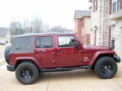 2007 Jeep Wrangler - BFGoodrich 315/70/17 on Crager Steelies no lift.