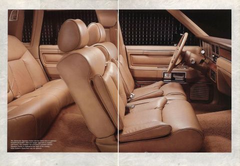 1982 Ford Crown Victoria LTD - 1989 Lincoln Town Car Brochure pg4