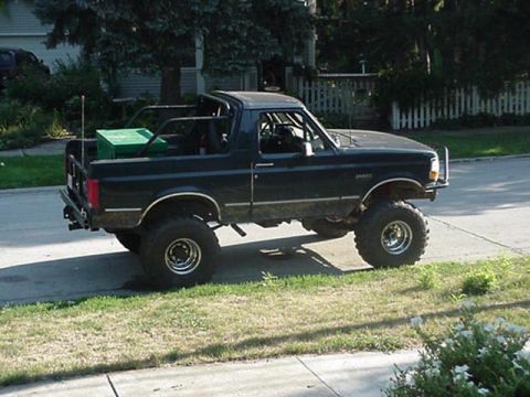 1992 Ford Bronco - done with it all. driveshaft needed 3 inches takne off my already extended shaft. drives fine with the swap. trans shifts right. 1/2ton mas…