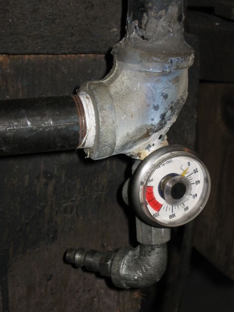 1980 Ford Bronco - Atomizing air control.