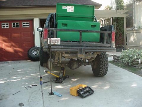1992 Ford Bronco - changing the block. notice other tire scuffs in the pic.