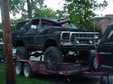 1992 Ford Bronco - This heavily modified Ford Bronco appears to have sustained significant front-end damage.