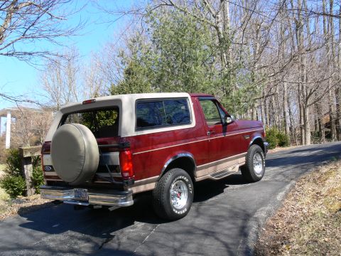1996 Ford Bronco photo
