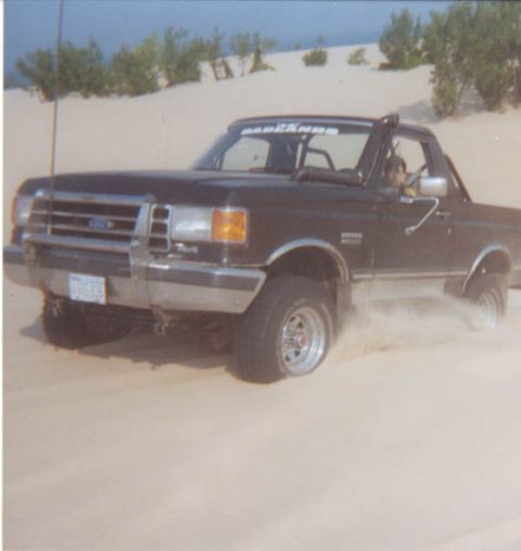 1992 Ford Bronco - silver lake MI