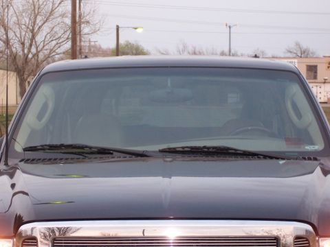 2000 Ford Excursion photo
