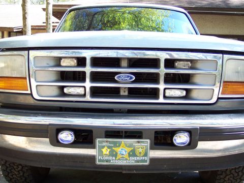 1996 Ford Bronco - Grille lights - taper out
