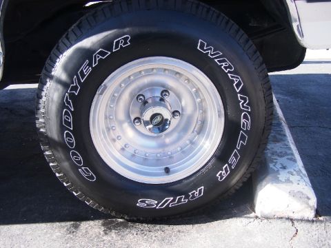1989 Ford Bronco photo