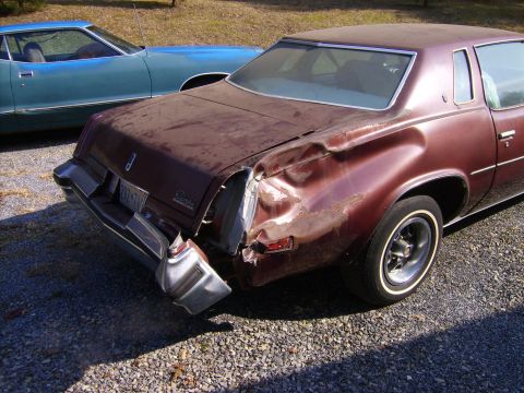 1976 Oldsmobile Cutlass photo