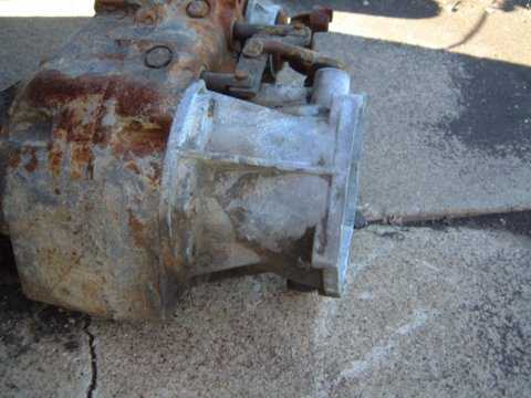 1984 Ford Bronco - Np205 and short C6 adapter