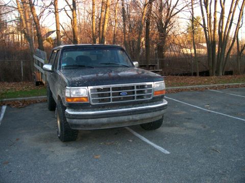 1995 Ford Bronco photo