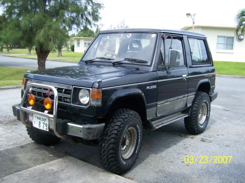 1989 Mitsubishi Montero - pajero after 3 inch body lift and new 33's