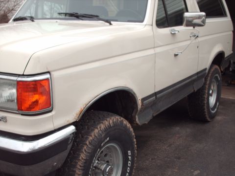 1990 Ford Bronco photo