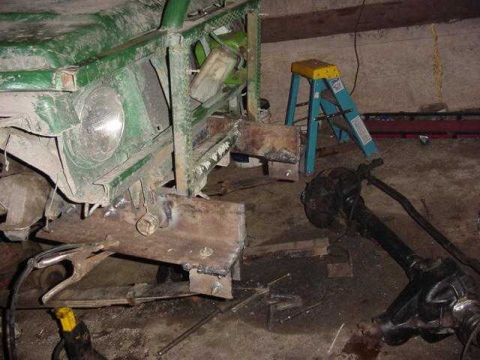 1992 Ford Bronco - front springs hung. they dont hang down to low atleast.