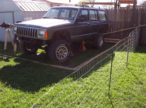 1987 Jeep Cherokee “NoNameYet”