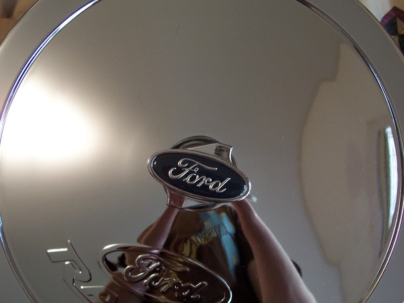 FR chrome air cleaner with Ford wingnut
overhead shot
March '07