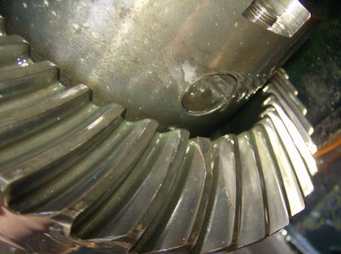1986 Ford Bronco - Had to relieve the tooth for the cross pin. Genuine gears said that it is what we had to do to install and it would still be under warranty.