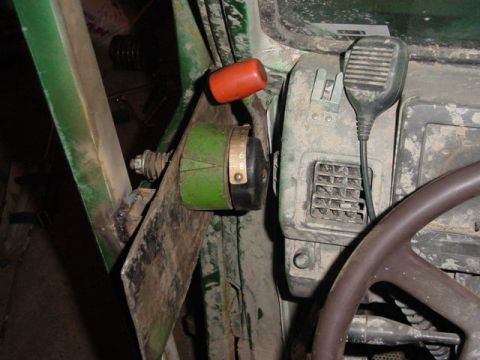 1992 Ford Bronco - hand throttle