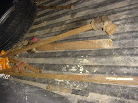 1992 Ford Bronco - parts for PTO fornt drivehsaft, freebie.