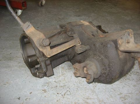 1979 Ford Bronco - New Process 205 (automatic) (NP 205) 8 3/4" adapter