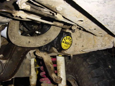 1992 Ford Bronco - in and mounted, hydraulic lines and cylinder not hooked up yet