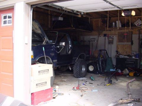 1992 Ford Bronco - hinge deal works great and doors are easily swapped, but it is a two man job to remove/install the full doors just due to there awkwardness…