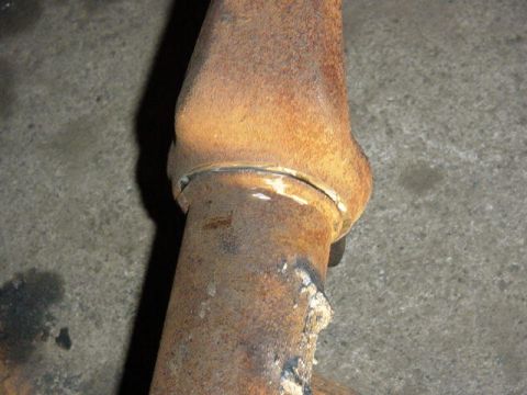 1992 Ford Bronco - junk dana 44 from a jeep. decided i should practise this once before i do my samari front axle.