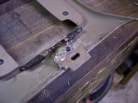1996 Ford Bronco - But what a mess behind...good thing this part doesn't show
