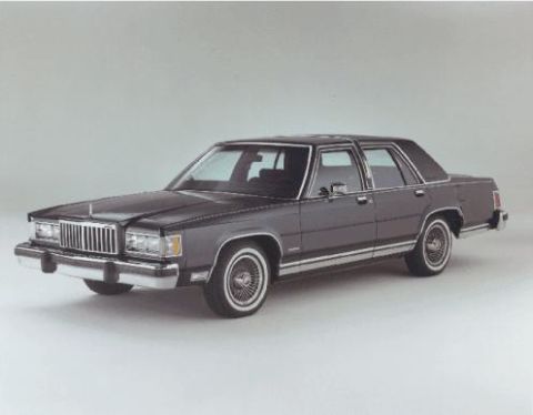 1982 Ford Crown Victoria LTD - 1983 Grand Marquis The cars looked pretty much identical to this from 1983-1987.