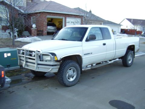 2001 Dodge 2500 photo