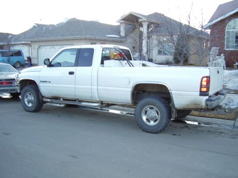 2001 Dodge 2500 photo