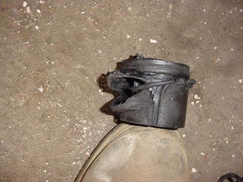 1992 Ford Bronco - ouch, melted and destroyed throwout bearing