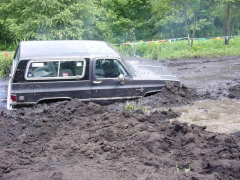 1992 Ford Bronco - beat bog, it is nasty!