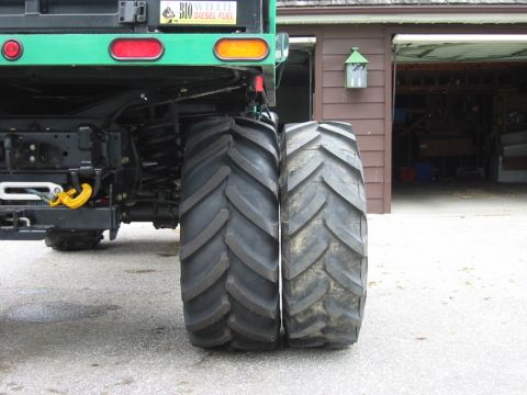 1991 Ford Bronco - Comparison of rear truck tires, with a Bio Diesel Fuel sticker on the vehicle's tailgate.