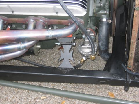 1996 Ford Bronco - Engine detail showing fuel pump, exhaust, and a custom cross bracket.